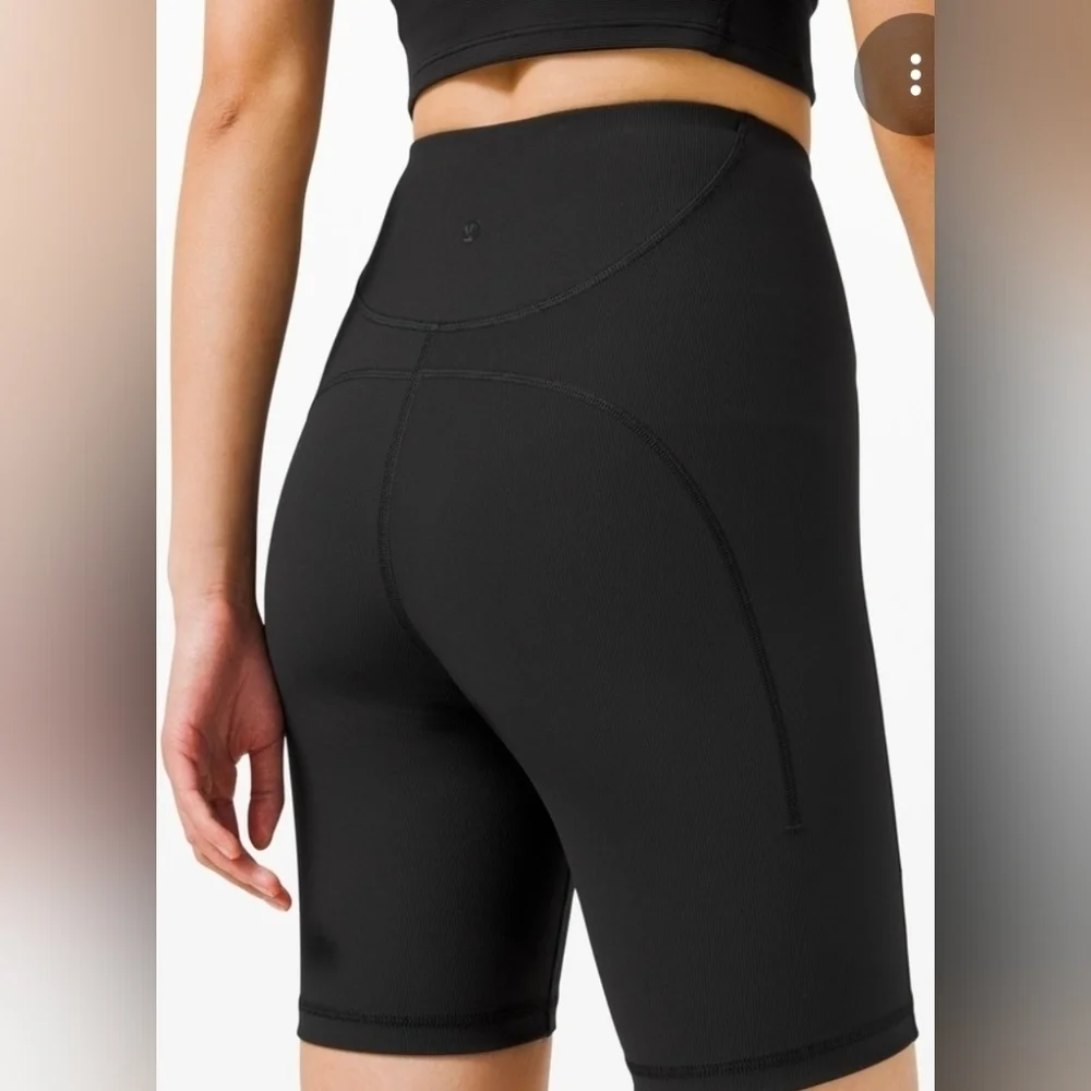 Lululemon Ribbed Contoured HR Short 8
